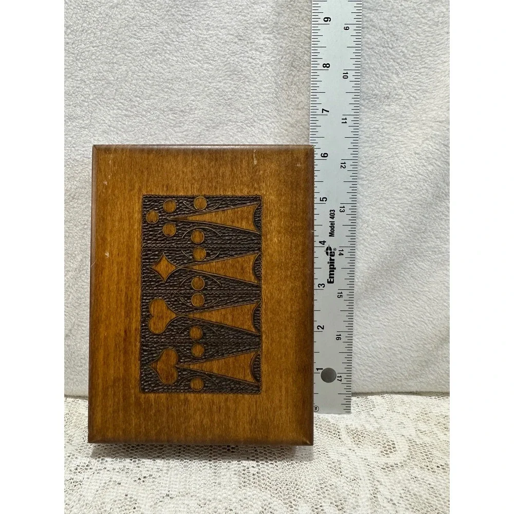Vintage Wooden Keepsake‎ Box Carved Playing Card Suits Organizer Hinged Lid